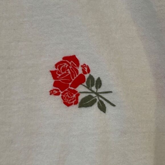 PINK Long Sleeve Crop Top. Size Large. White w/red roses. - Picture 2 of 5